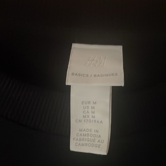 H&M Basics Sweater Dress l Medium - Picture 3 of 4